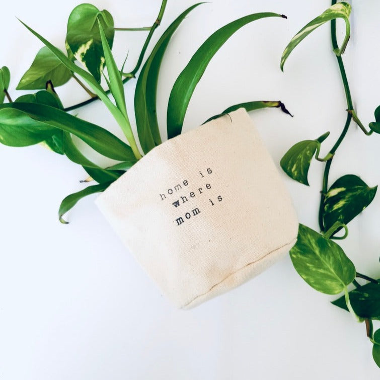 home is where mom is Planter