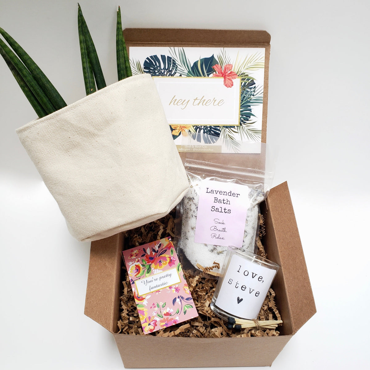 Custom birthday gift box from Loved and Found. Curated gift box for her.  Bridesmaid gift #curatedgi… | Diy gifts for him, Gift box design, Wedding  gifts for friends